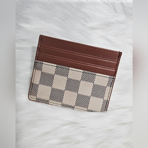 NW Credit Card & Bill Holder - Picture 9 of 14